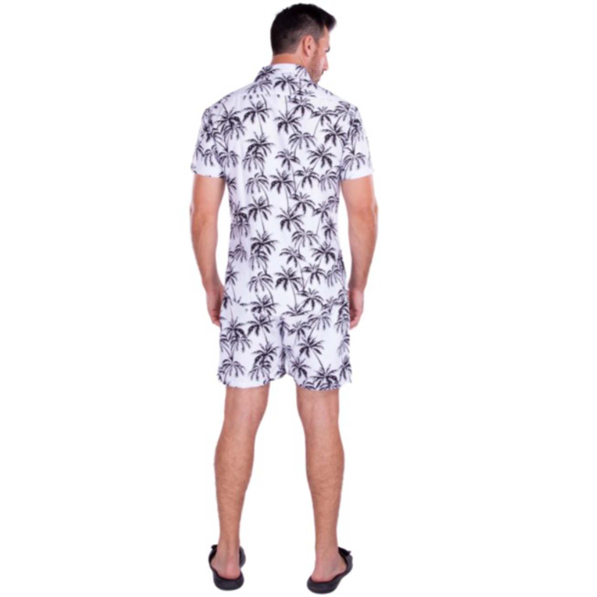 Get Ready for Summer with the White Tropical Print Short Set at DNK Mobile
